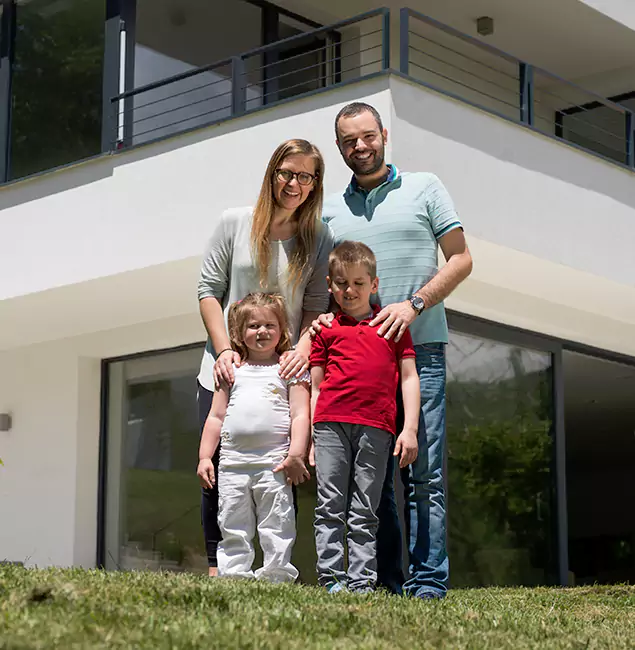 Why Nampa Trusts Nampa Pest Control Pro for Carpenter Bee Removal?